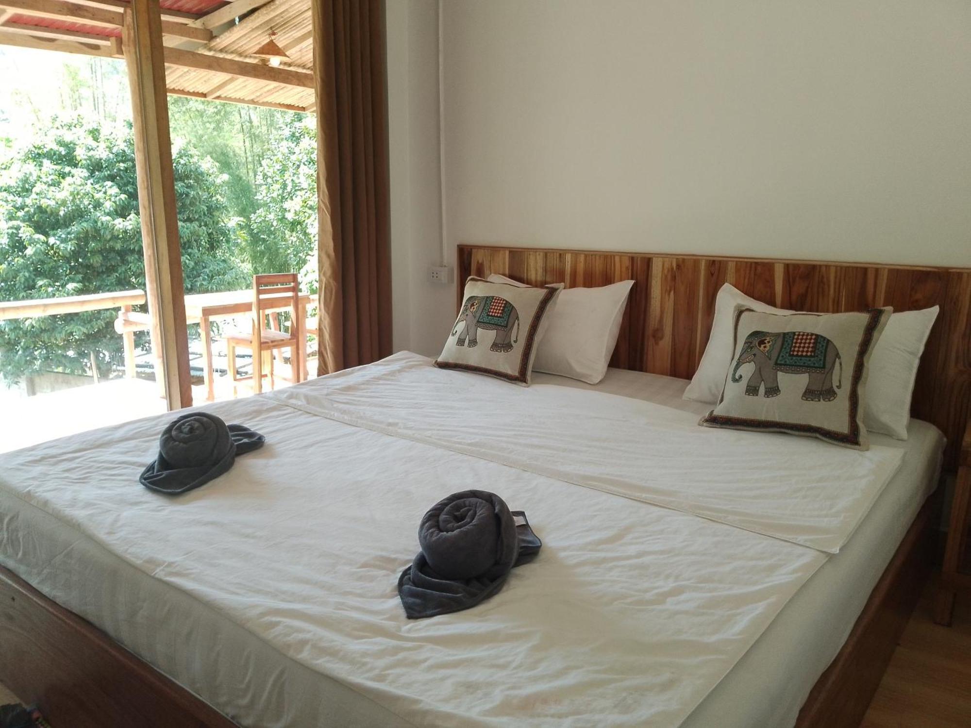 Meexok Guesthouse Nongkhiaw エクステリア 写真